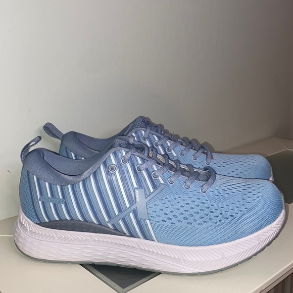 Xelero Steadfast Women’s Light Blue/White Athletic Sneaker X96036-Size 10 - Picture 3 of 16